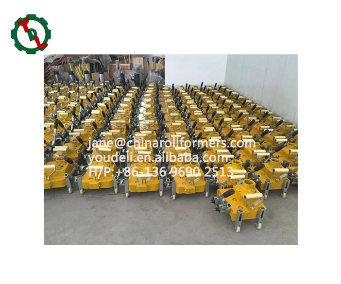 Standing Seam Metal Roof Panel Machine (4 Rollers Type) Standing Seam Metal Roof Panel Machine (4 Rollers Type)